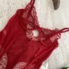 Megan kırmızı bodysuit